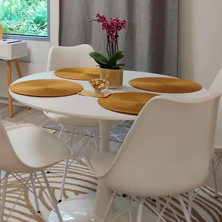 아파트 Entire In The Location In Tuuri! *