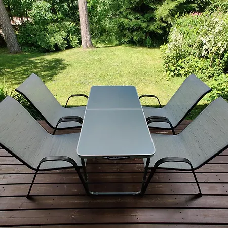 Entire In The Location In Tuuri! 아파트 투리