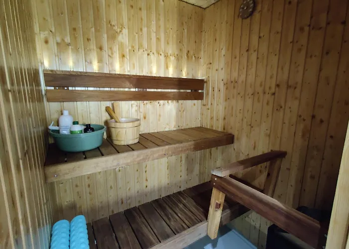 公寓 Entire In The Location In Tuuri!